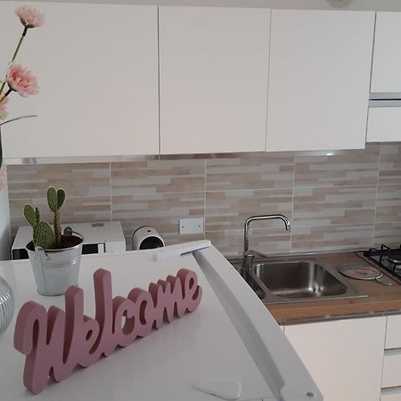 Sweet Home Apartment Riva del Garda Exteriör bild